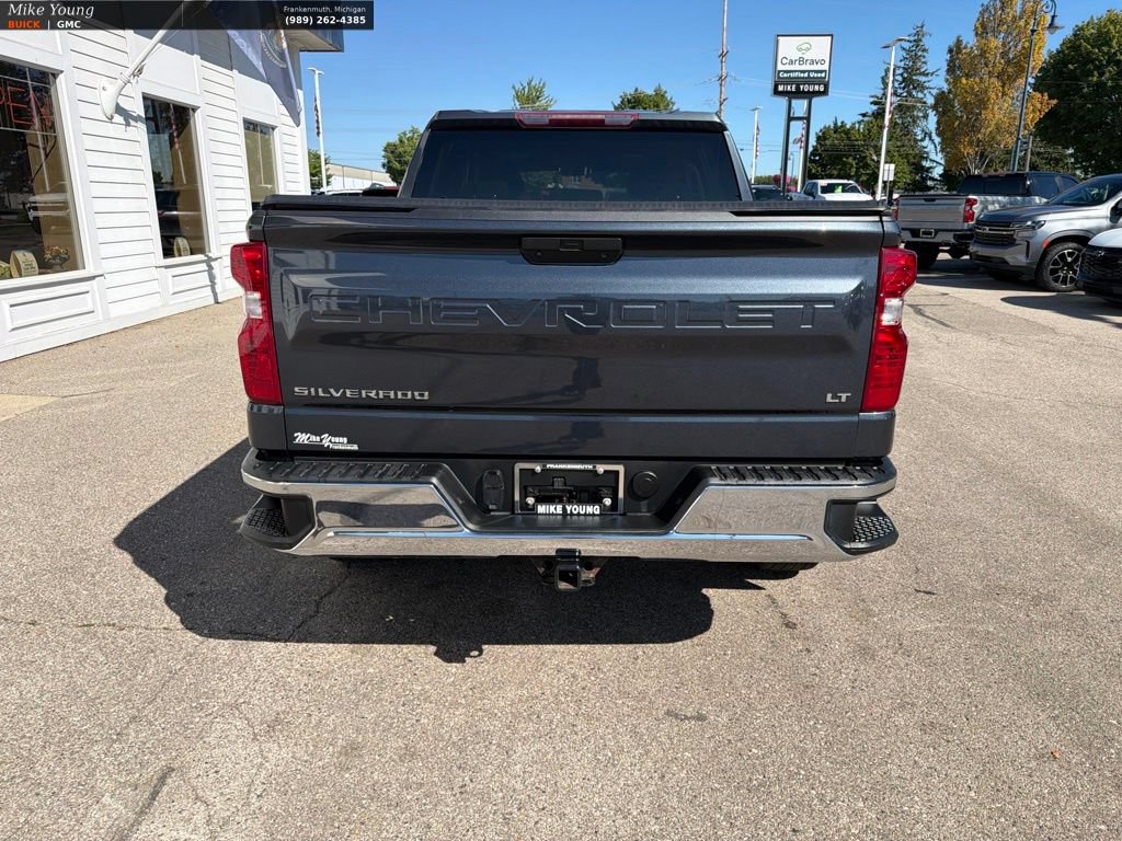 Used 2022 Chevrolet Silverado 1500 LT AWD/4WD image 6
