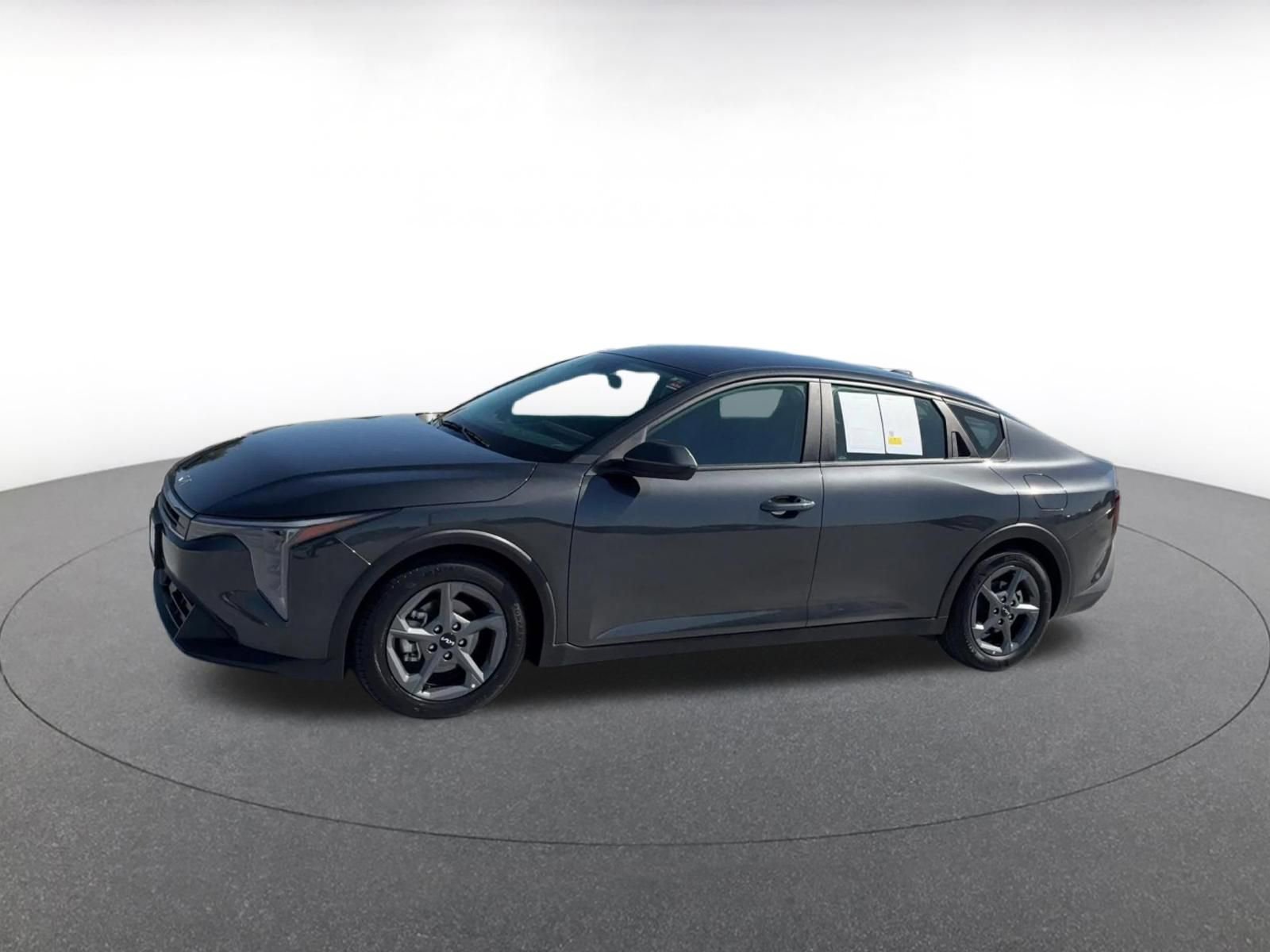 Used 2025 Nissan Altima 2.5 SV FWD image 8