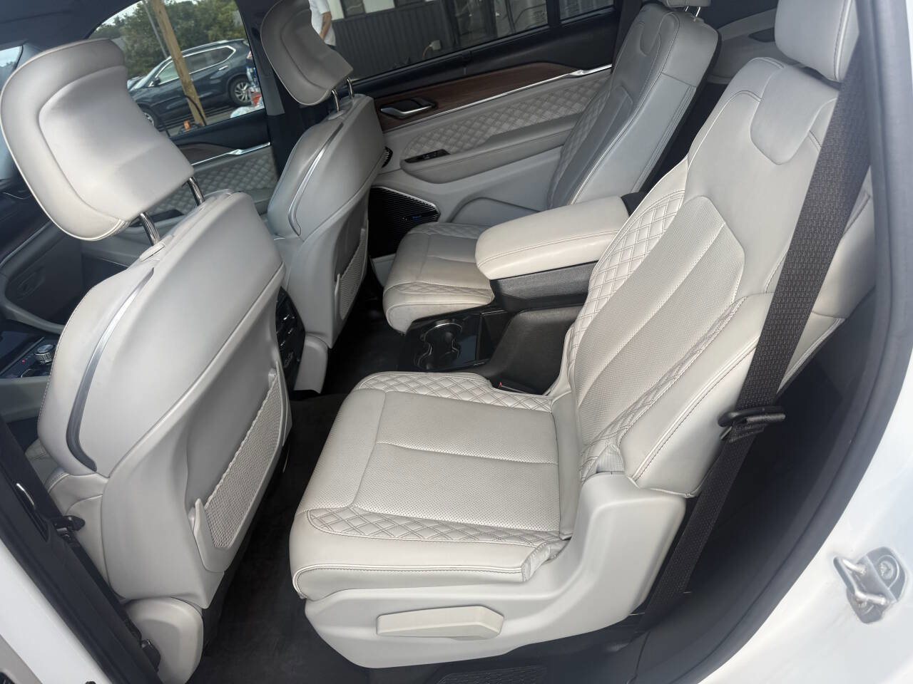 Used 2021 Jeep Grand Cherokee L Summit w/ Advanced Protech Group IV image 22