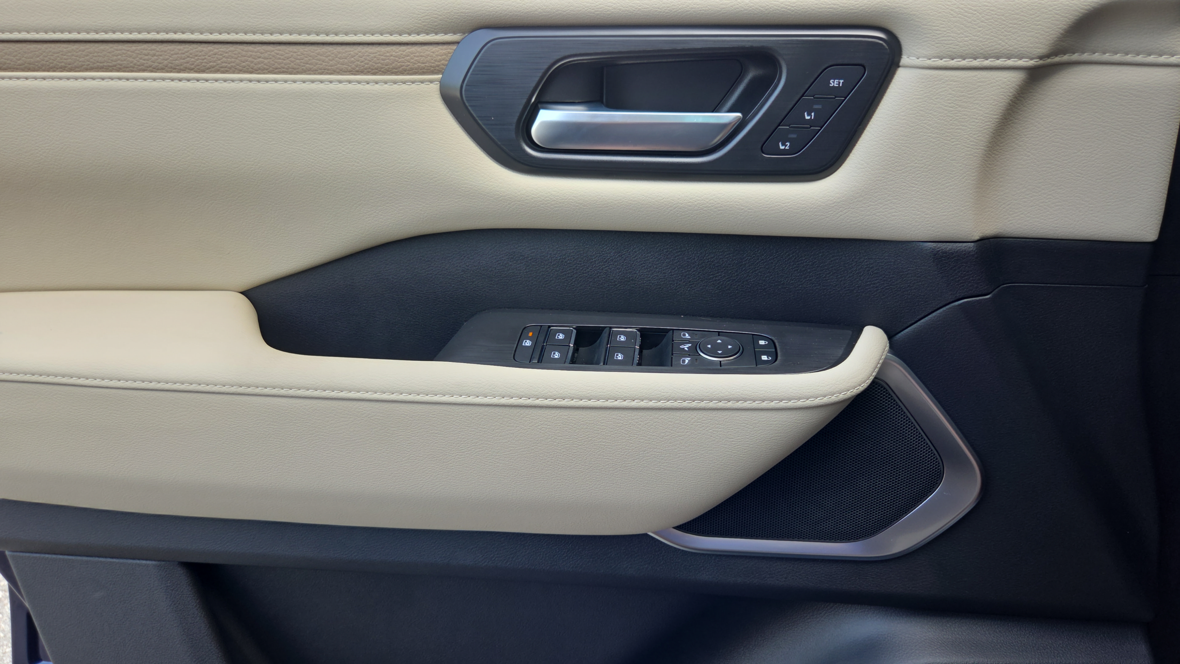 New 2026 Nissan Armada Platinum RWD image 27