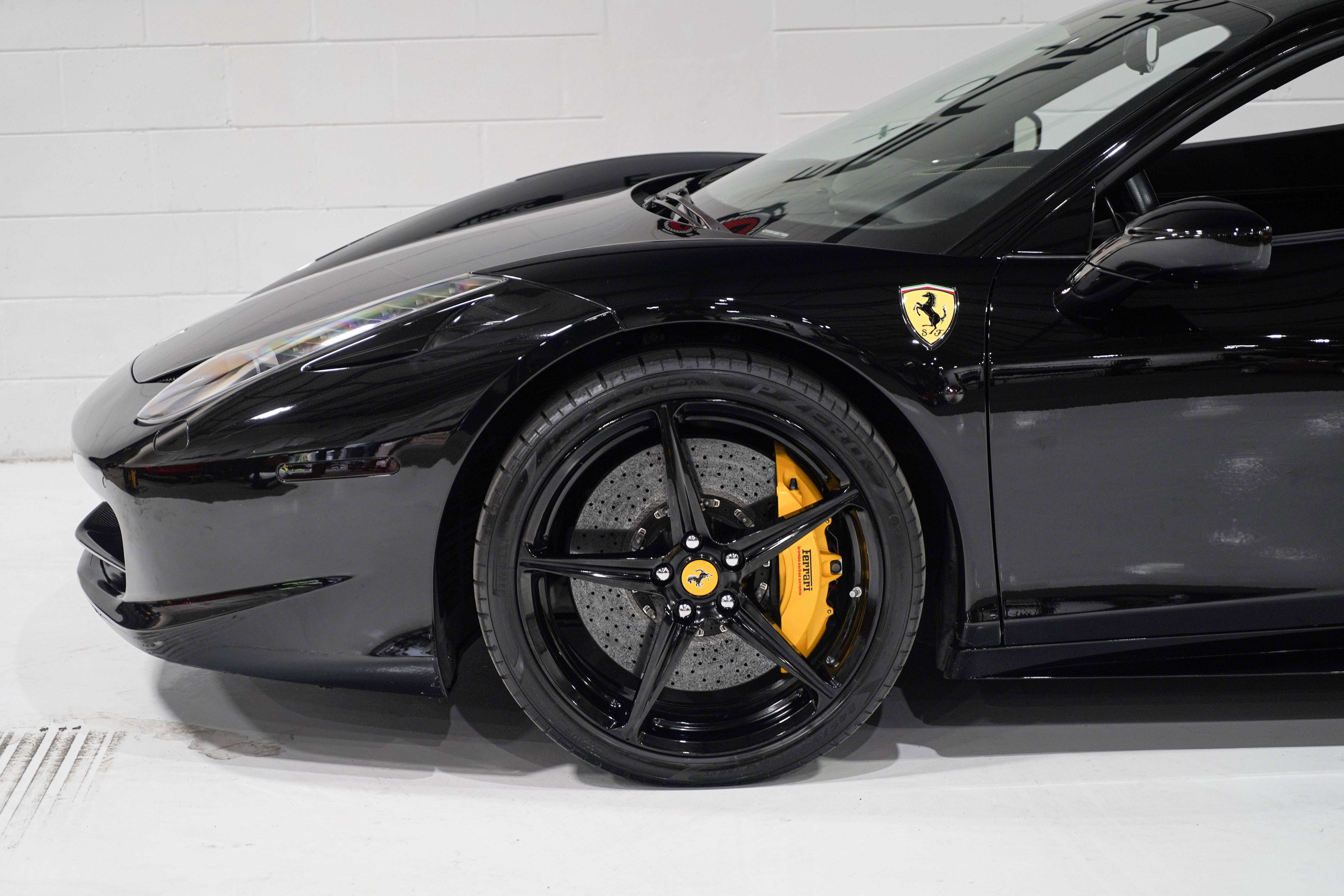 Used 2011 Ferrari 458 Italia Coupe RWD image 33