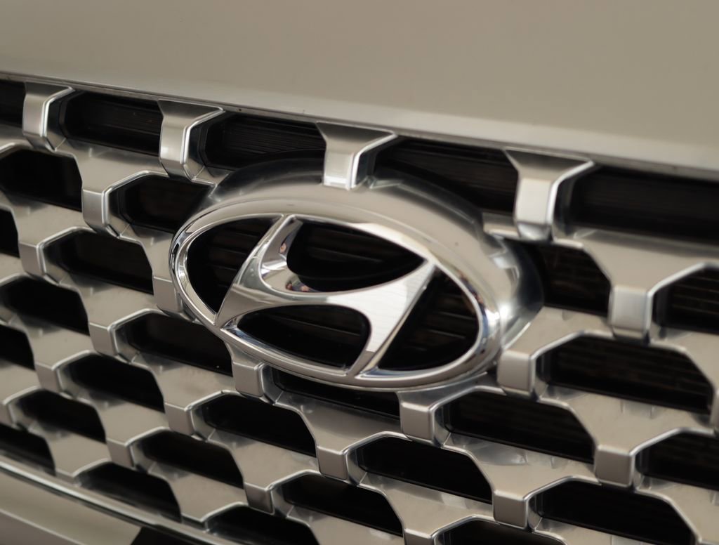 Used 2022 Hyundai Santa Fe SEL w/ Convenience Package AWD/4WD image 32