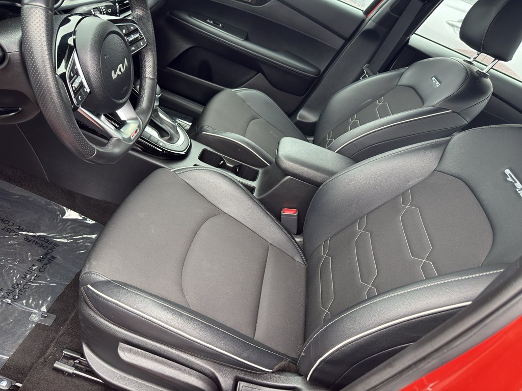 Used 2023 Kia Forte GT-Line w/ GT-Line Premium Package FWD image 11