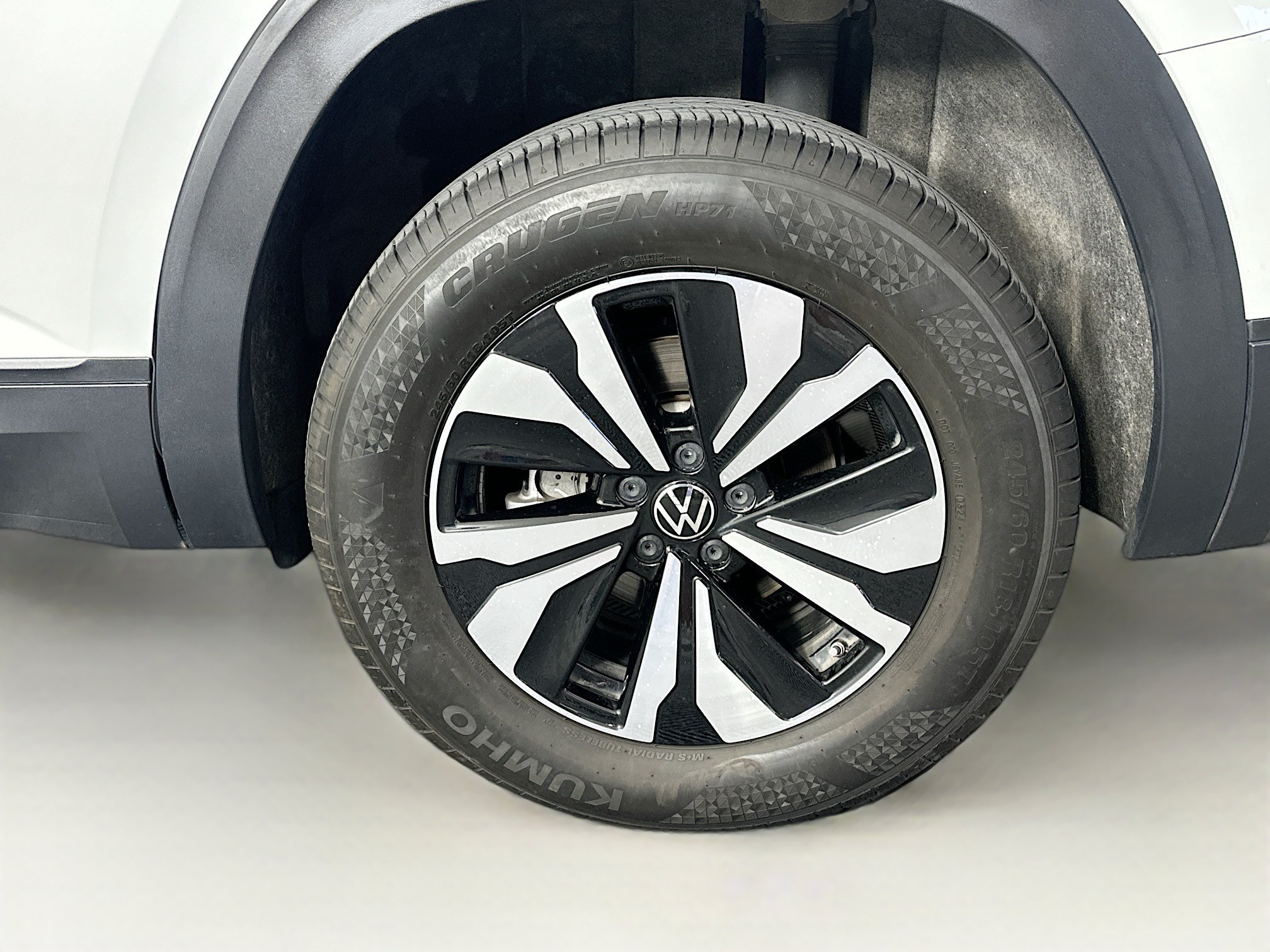 Used 2024 Volkswagen Atlas SE FWD image 11