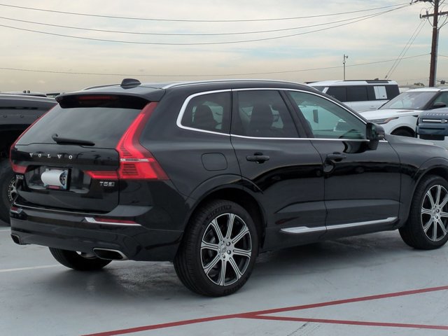 Used 2020 Volvo XC60 T5 Inscription w/ Protection Package image 5