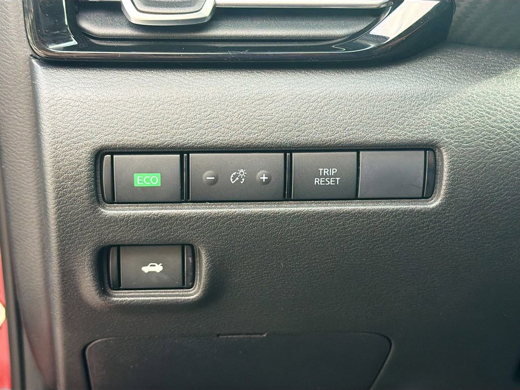 Certified 2024 Nissan Sentra SR image 13