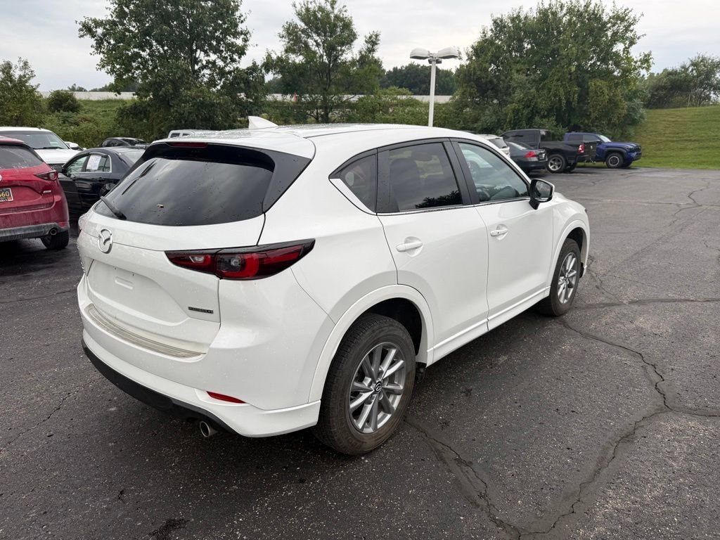 Used 2024 MAZDA CX-5 AWD 2.5 S w/ Preferred Package image 3