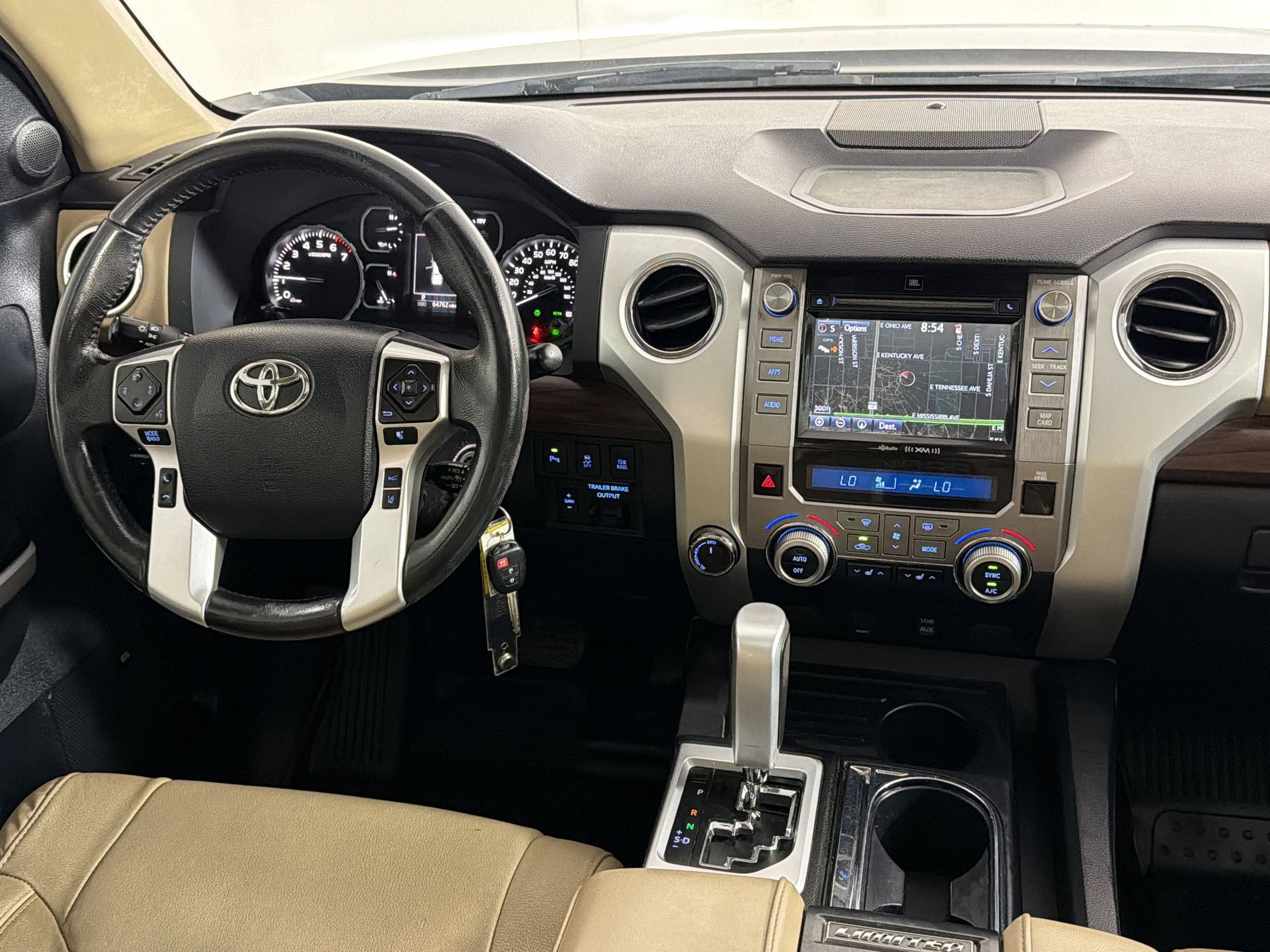 Used 2018 Toyota Tundra Limited w/ Limited Premium Package AWD/4WD image 27