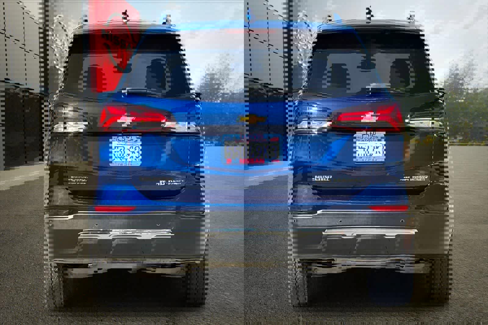 Used 2022 Chevrolet Equinox Premier image 8