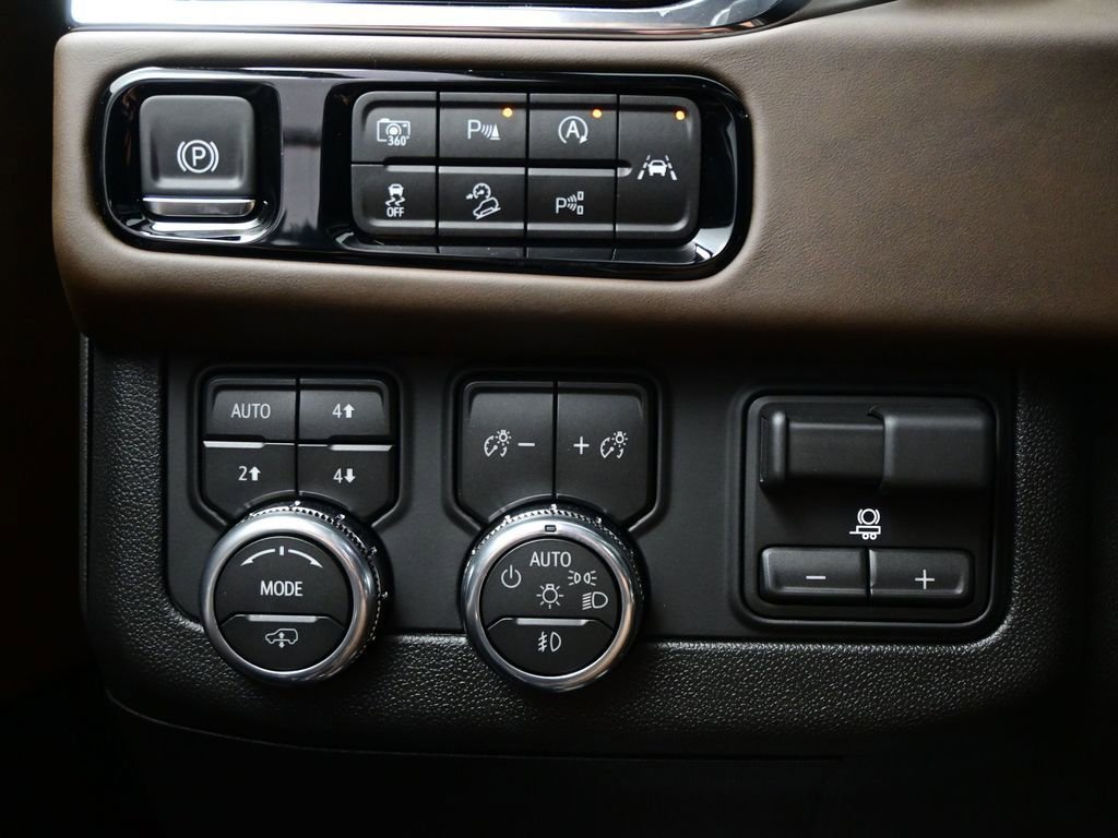 Used 2026 GMC Yukon Denali Ultimate AWD/4WD image 22