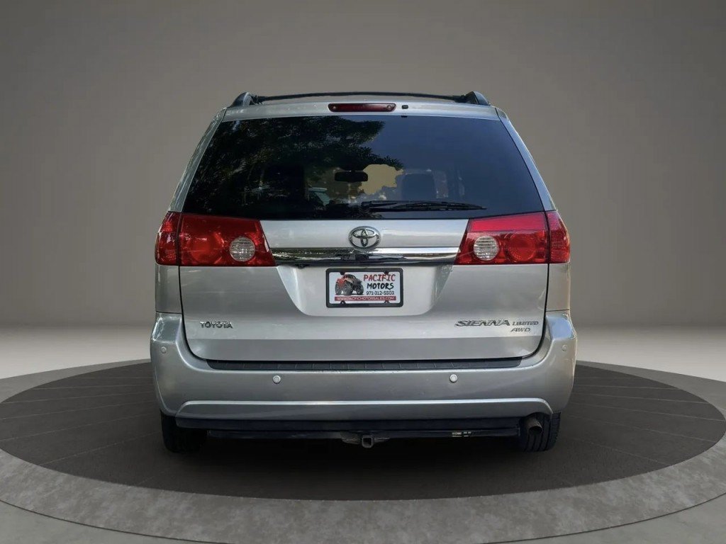 Used 2008 Toyota Sienna XLE AWD/4WD image 7