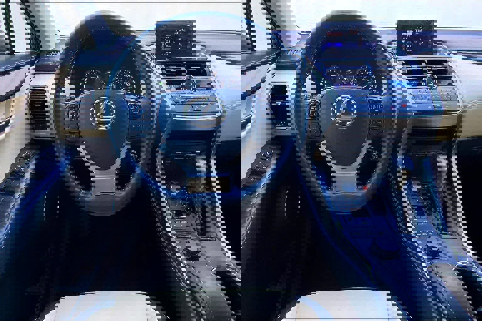 Used 2015 Lexus NX 200t FWD image 15