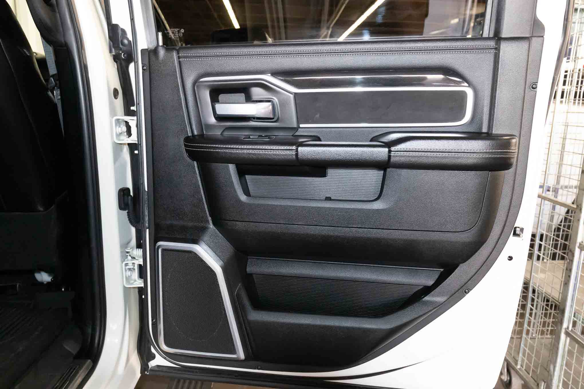 Used 2020 RAM 2500 Laramie image 15