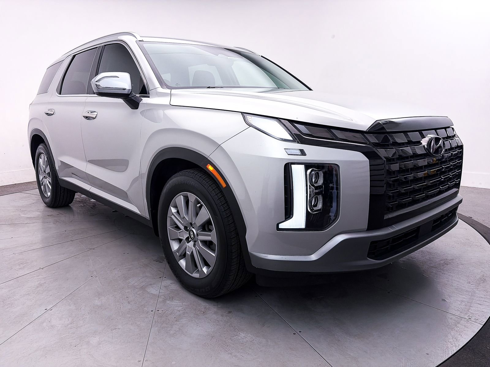 Used 2023 Hyundai Palisade SEL w/ Cargo Package image 9