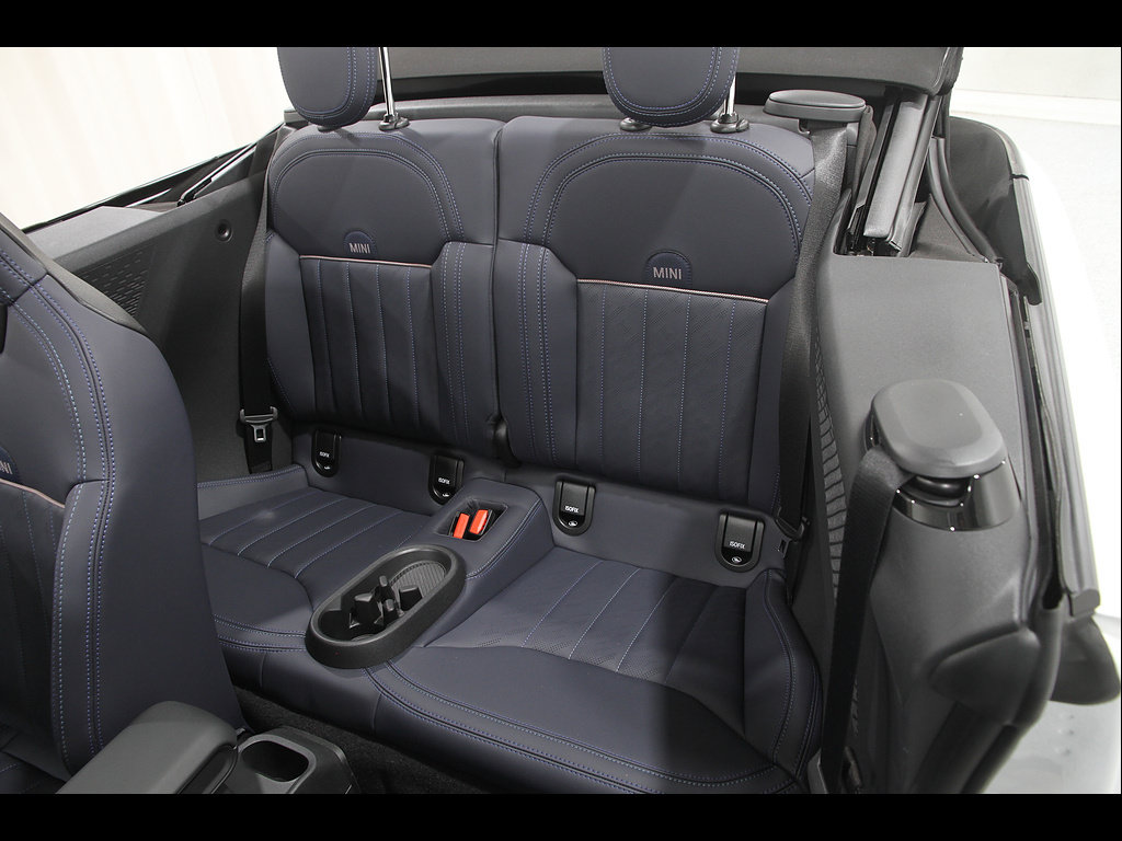 Used 2026 MINI Cooper S FWD image 21