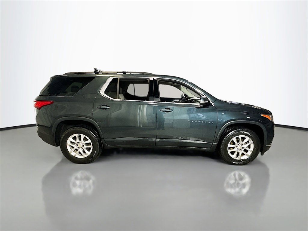 Used 2020 Chevrolet Traverse LT image 9