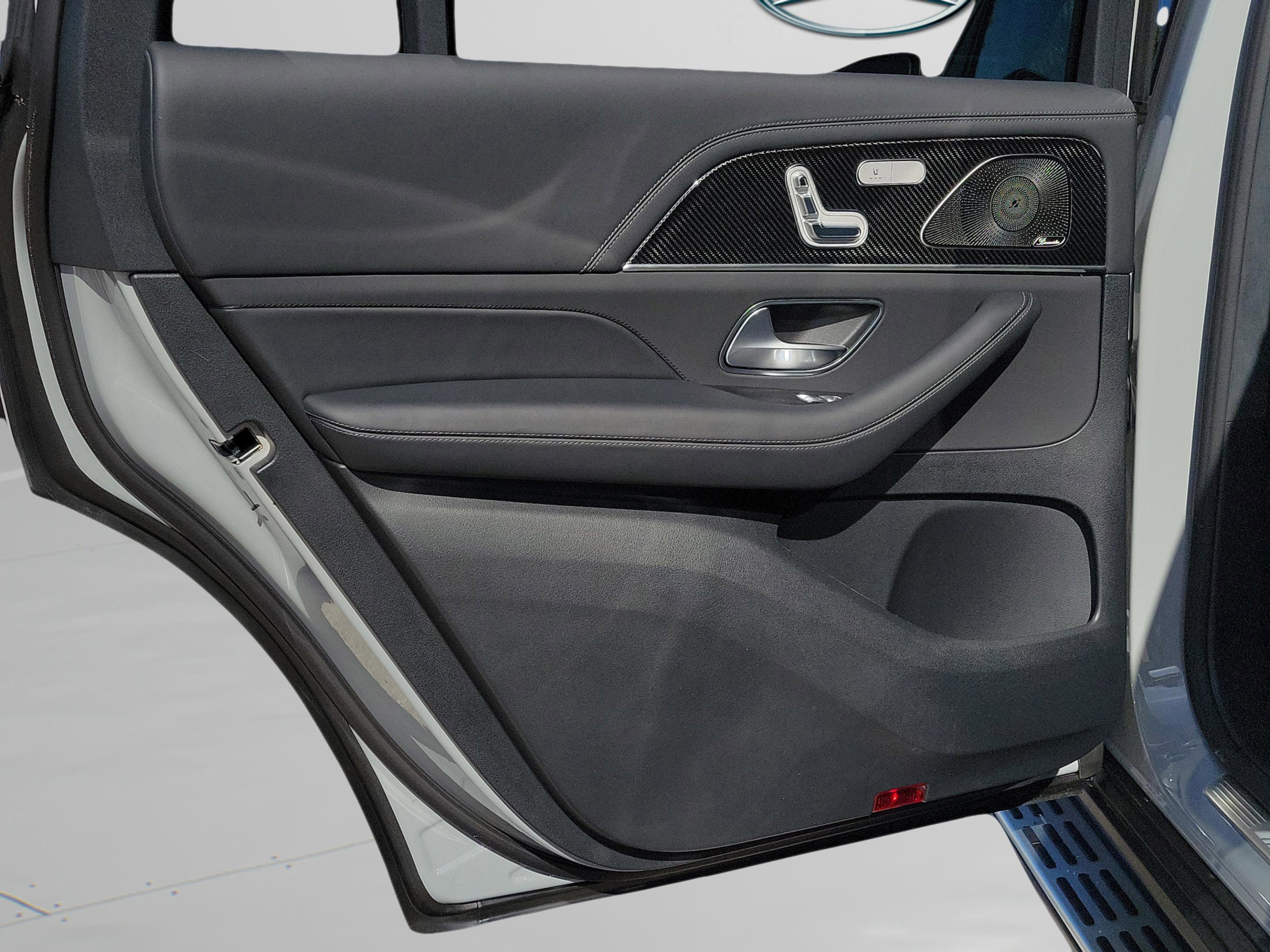 New 2026 Mercedes-Benz GLS 63 AMG 4MATIC image 12