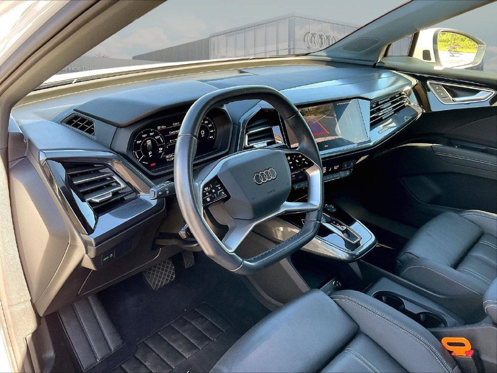 Used 2024 Audi Q4 e-tron Premium Plus w/ Premium Plus AWD/4WD image 19