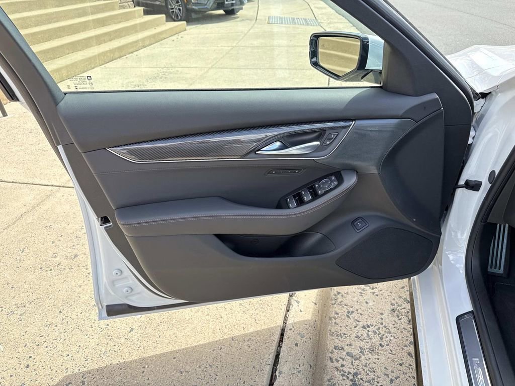 New 2026 Cadillac CT5 V w/ Technology Package AWD/4WD image 13