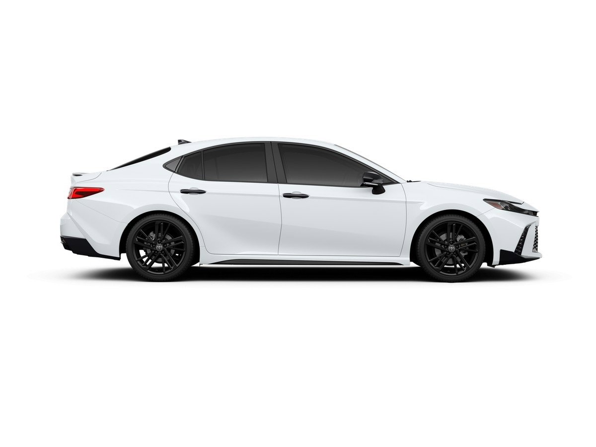 New 2026 Toyota Camry Hybrid image 12