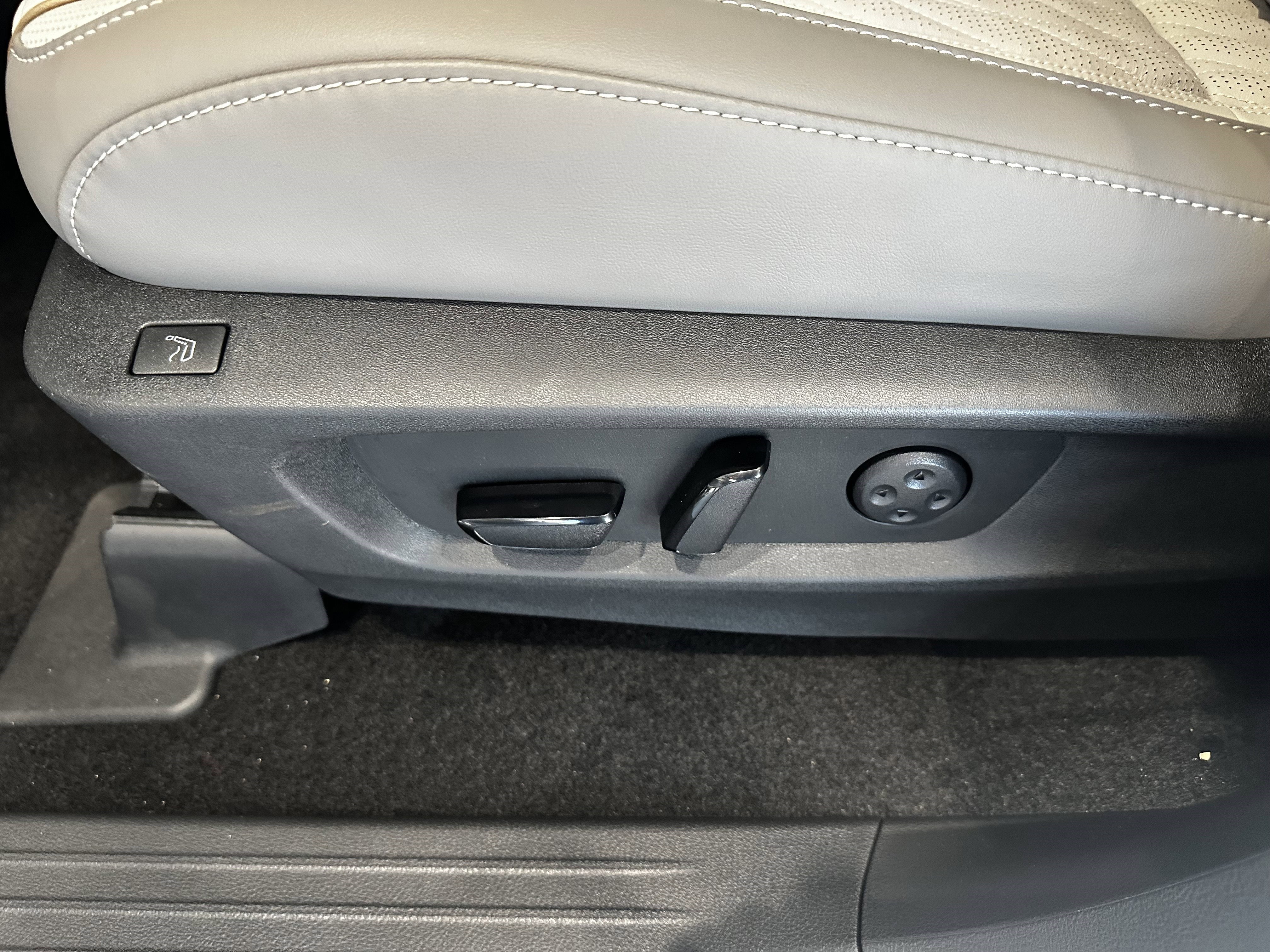 New 2026 INFINITI QX60 Autograph image 12