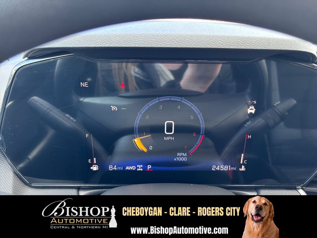 Used 2025 Chevrolet TrailBlazer LT AWD/4WD image 19