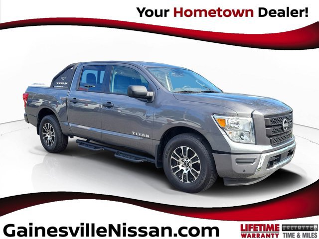 Used 2024 Nissan Titan SV w/ SV Convenience Package image 1
