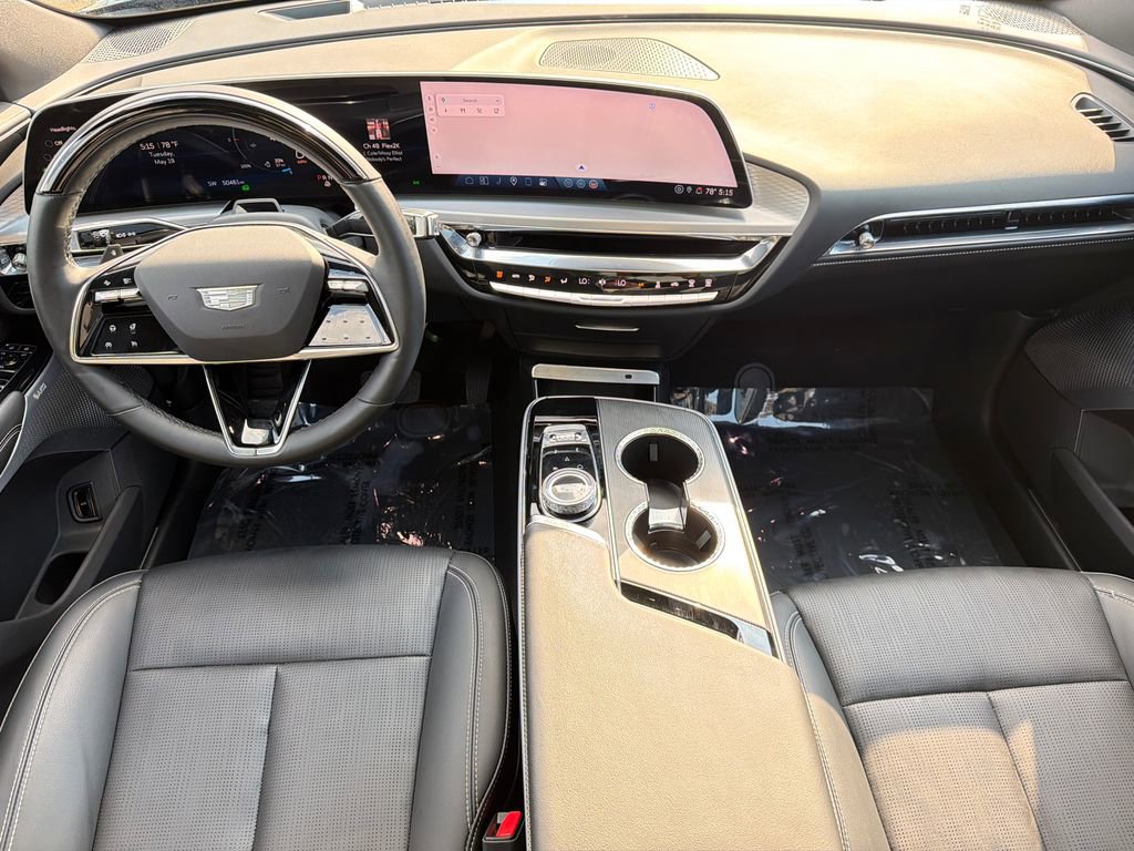 Used 2024 Cadillac Lyriq Sport RWD image 21