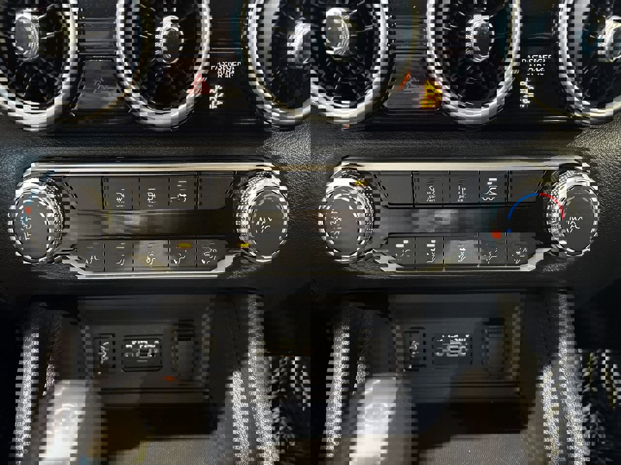 Used 2024 Nissan Sentra SV image 18