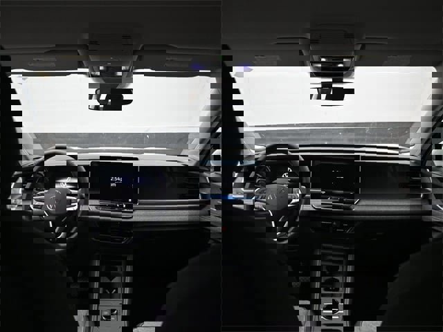 New 2026 Volkswagen Tiguan S image 10