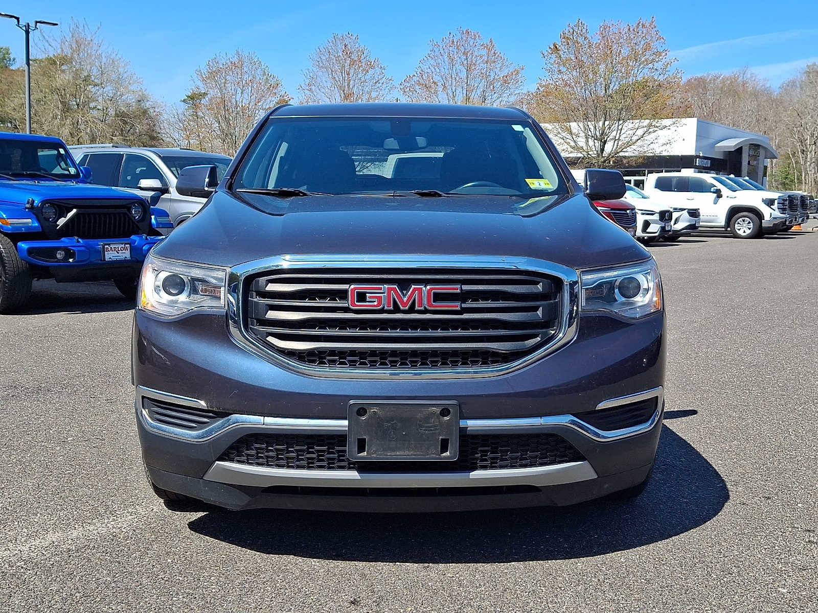 Used 2019 GMC Acadia SLE AWD/4WD image 2