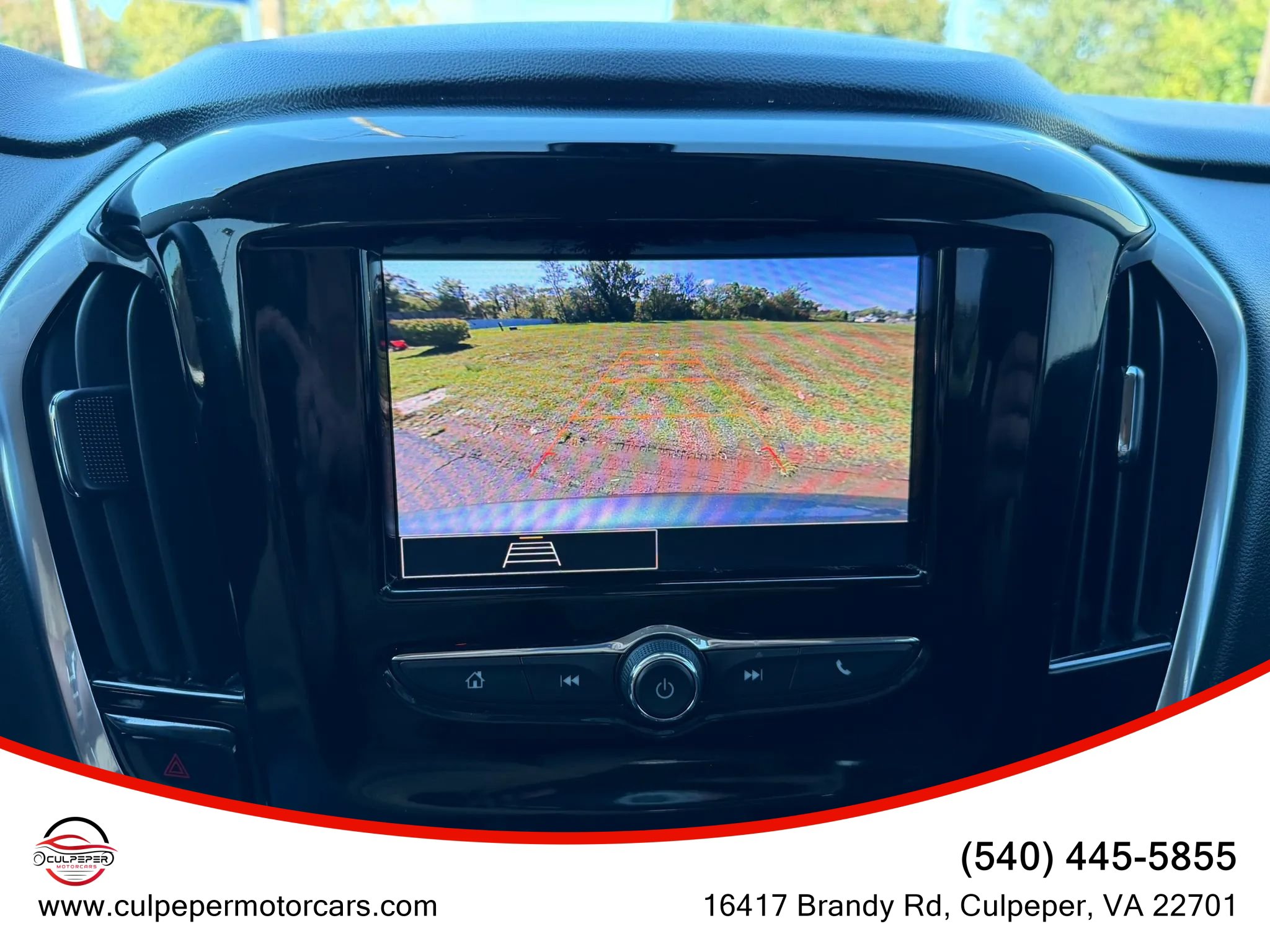 Used 2020 Chevrolet Traverse LS FWD image 21