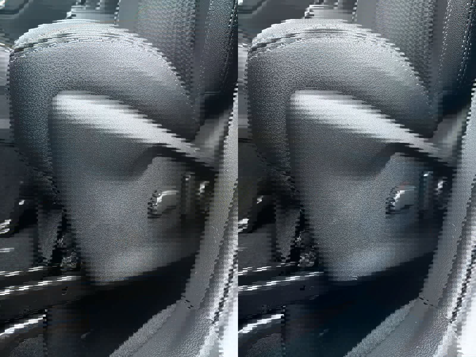 Certified 2023 Subaru Forester Premium image 18