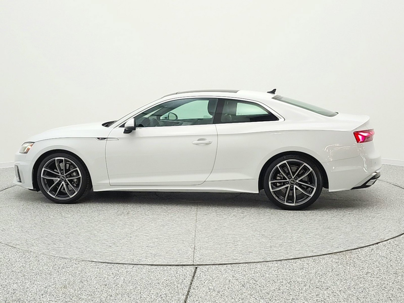 Used 2023 Audi A5 2.0T Premium Plus w/ Premium Plus AWD/4WD image 8