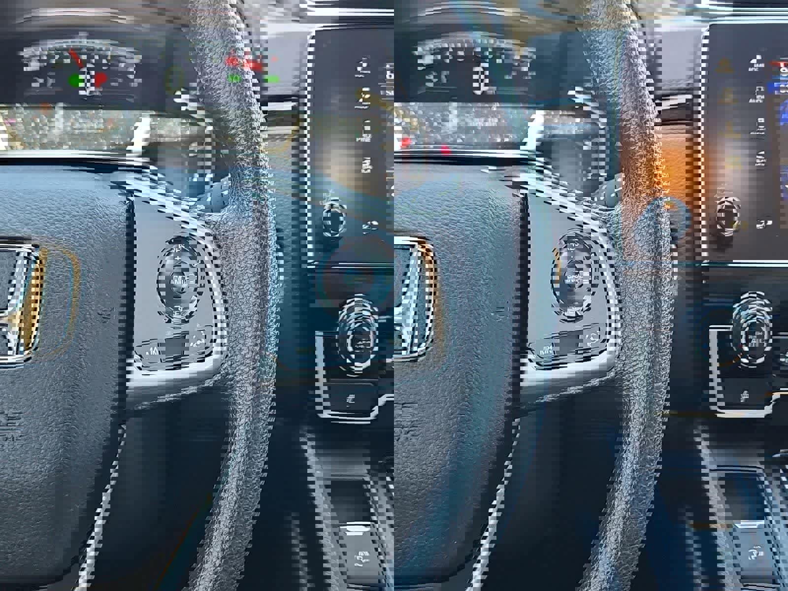 Used 2022 Honda CR-V EX image 25