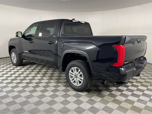 New 2026 Toyota Tundra SR5 w/ SR5 Premium Package AWD/4WD image 8