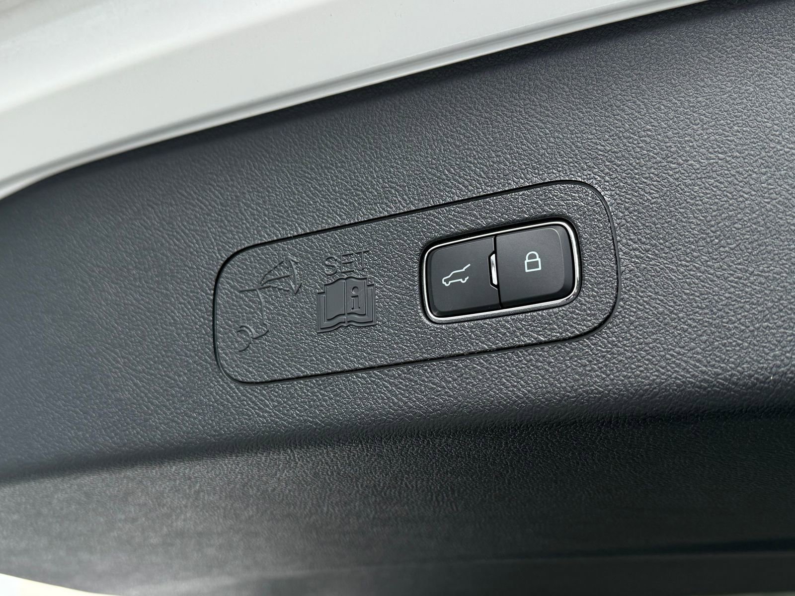 New 2026 Lincoln Aviator Reserve image 16