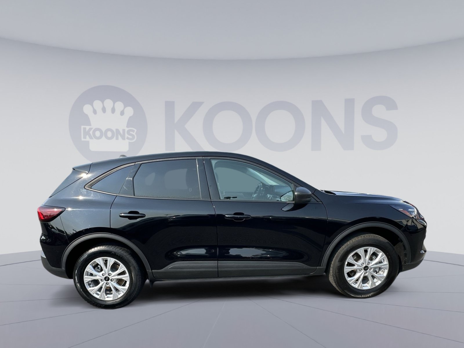 Certified 2025 Ford Escape Active AWD/4WD image 17