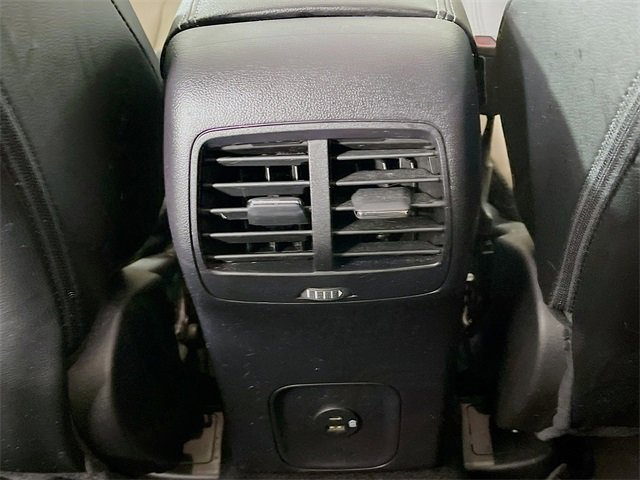 Used 2022 Ford Escape Titanium w/ Class II Trailer Tow Package image 27