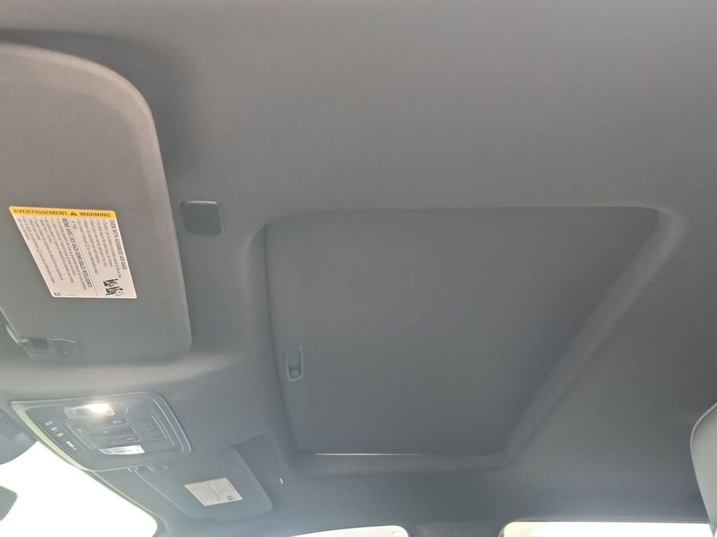 Certified 2023 GMC Sierra 1500 AT4 w/ AT4 Premium Package AWD/4WD image 19