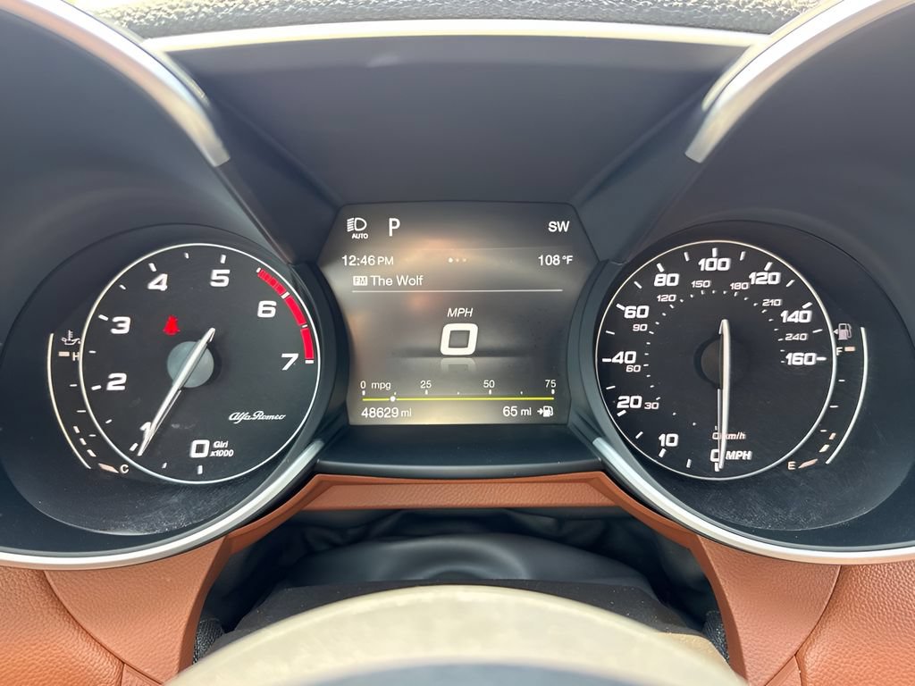 Used 2019 Alfa Romeo Giulia AWD w/ Nero Edizione image 22