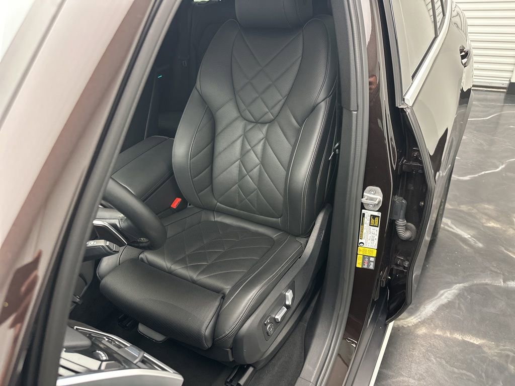 Used 2023 BMW X5 xDrive45e image 15