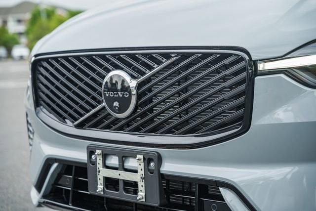 New 2026 Volvo XC60 B5 Ultra w/ Climate Package AWD/4WD image 12