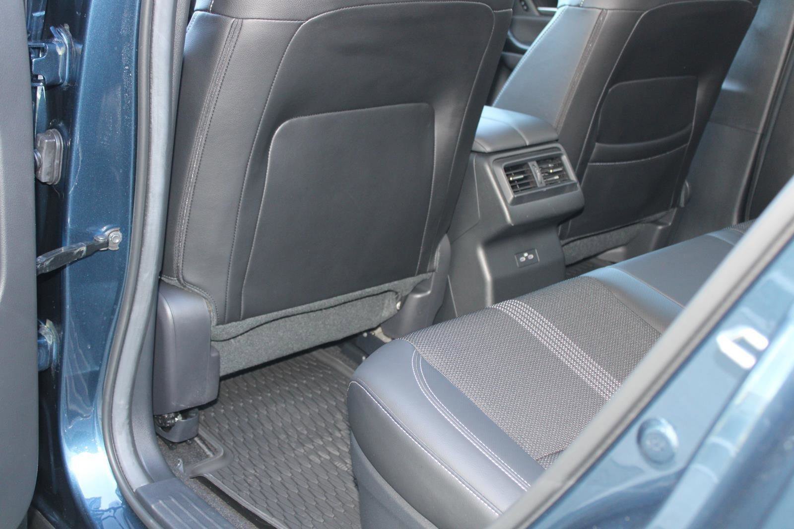 Used 2025 MAZDA CX-50 2.5 Hybrid w/ Weather Package image 40