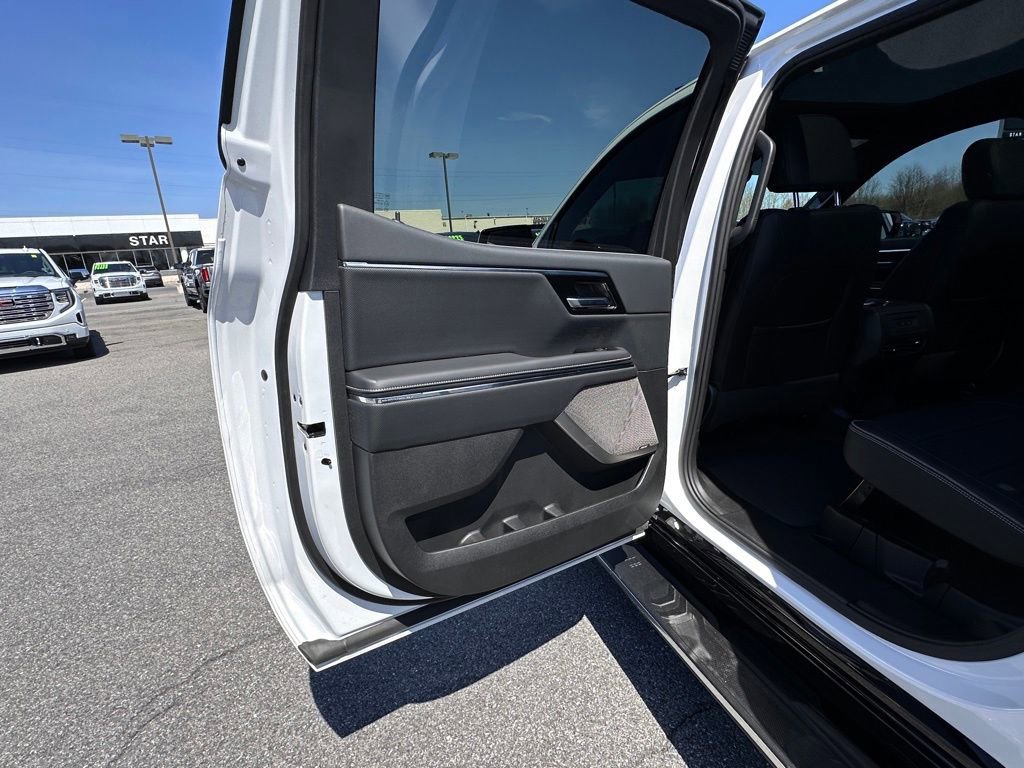 Used 2025 GMC Sierra EV Denali image 27