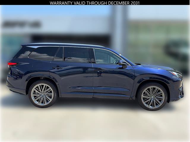 Used 2026 Lexus TX 550h AWD Plug-In Hybrid w/ Technology Package image 11