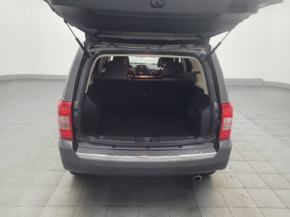 Used 2016 Jeep Patriot High Altitude FWD image 29