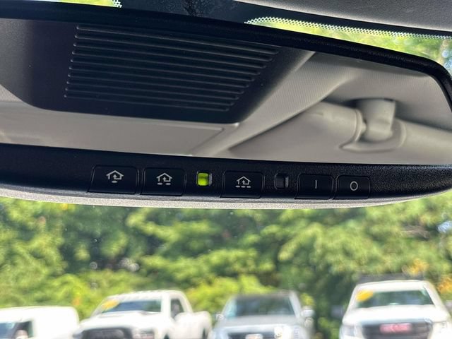 Used 2022 Nissan Pathfinder SL w/ SL Black Package AWD/4WD image 32