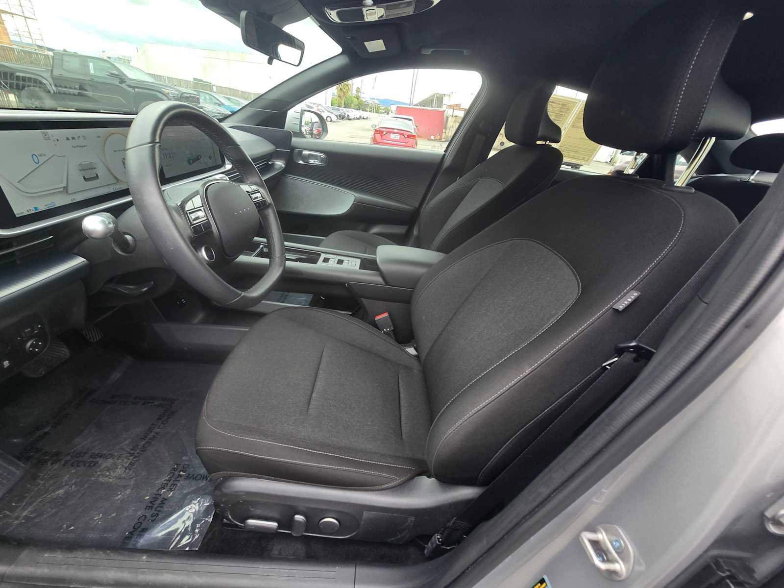 Used 2023 Hyundai Ioniq 6 SE RWD image 24