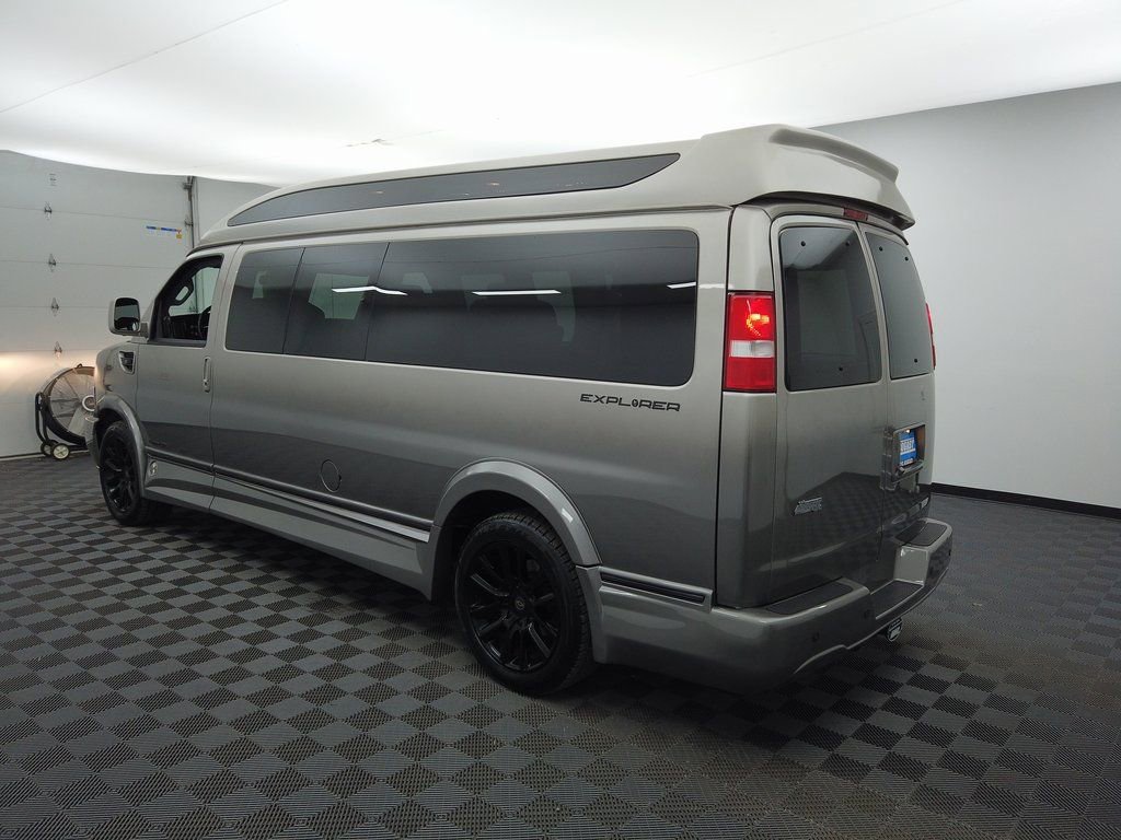 Used 2020 Chevrolet Express 2500 Extended w/ Enhanced Convenience Package image 12
